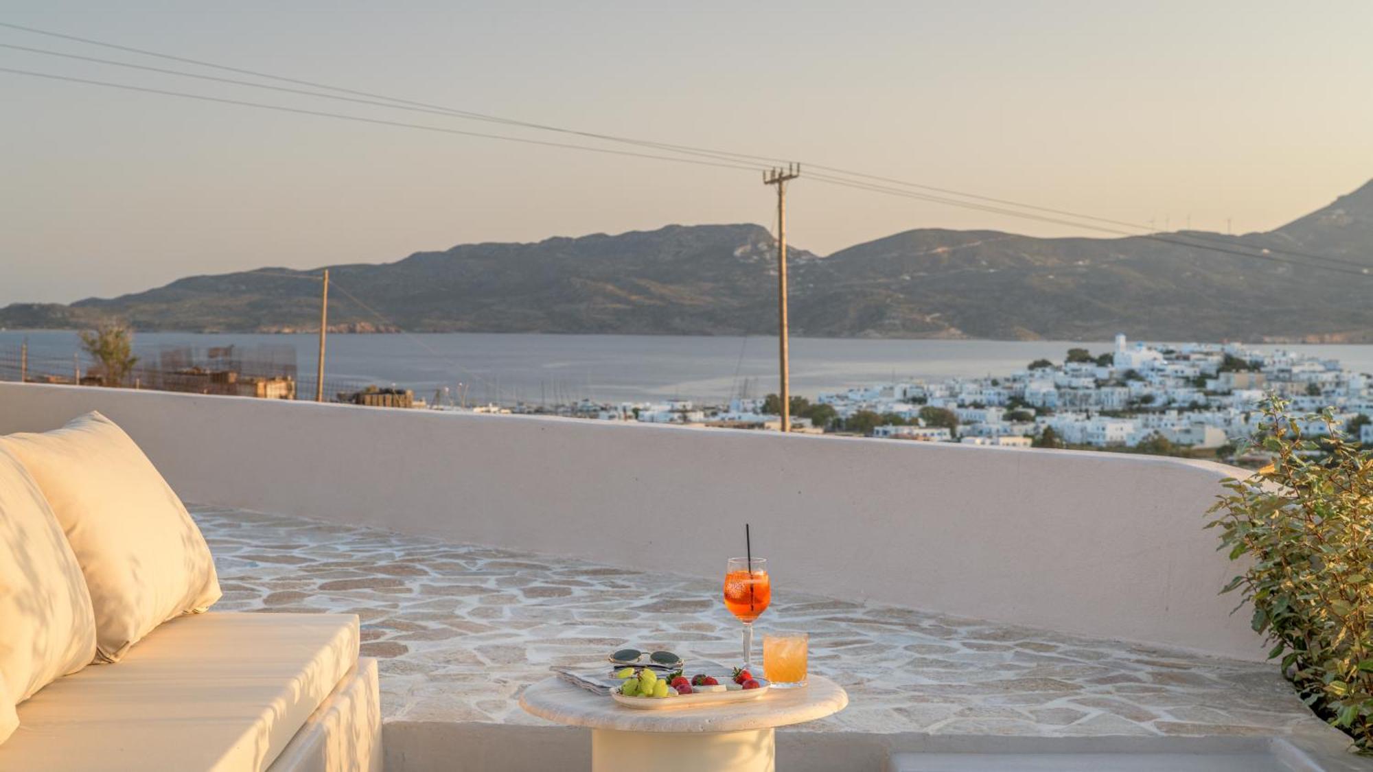 Solus Suites Milos Adamantas  Ngoại thất bức ảnh